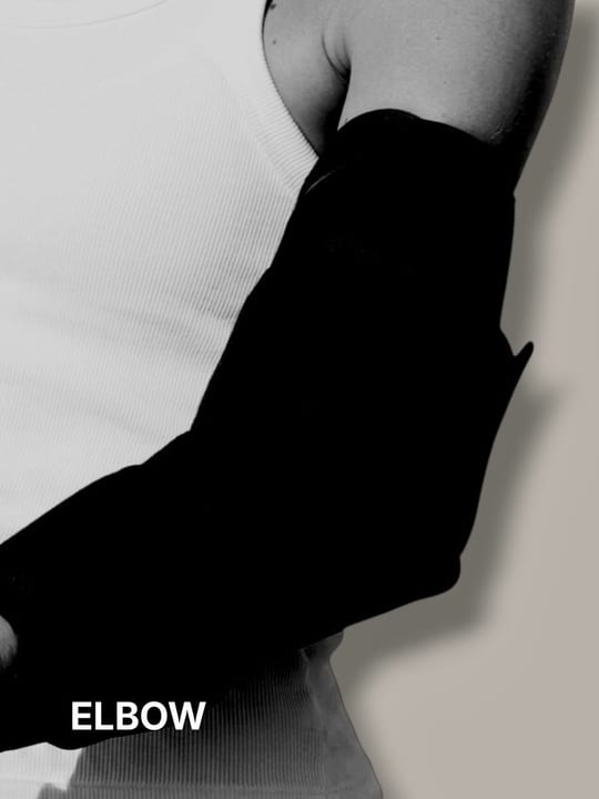 The elbow garment fitted around the elbow and forearm